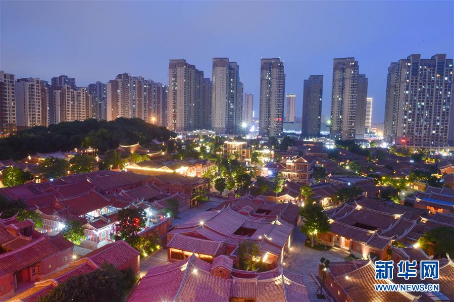 (新華全媒頭條·壯闊東方潮 奮進新時代——慶祝改革開放40年·圖文互動)(1)敢為天下先 愛拼才會贏——“晉江經驗”啟示錄 (新華全媒頭條·壯闊東方潮 奮進新時代——慶祝改革開放40年·圖文互動)(1)敢為天下先 愛拼才會贏——“晉江經驗”啟示錄